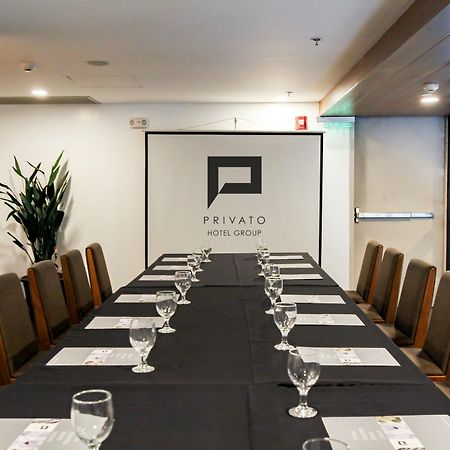 Privato Кесон-Сити Экстерьер фото
